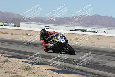 media/Oct-30-2025-Racers Edge (Thu) [[dabbdaf680]]/2-A Group/Session 3 (Turn 15 Inside)/